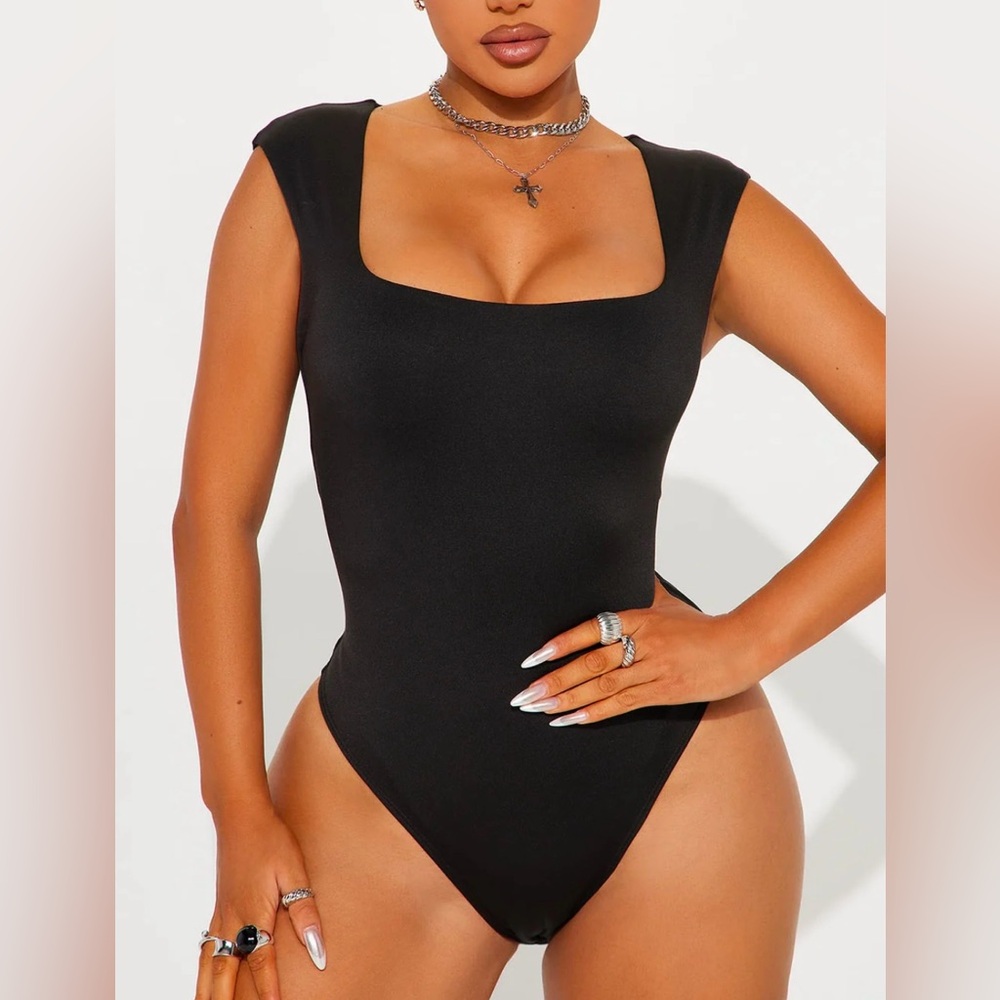 Square neck bodysuit